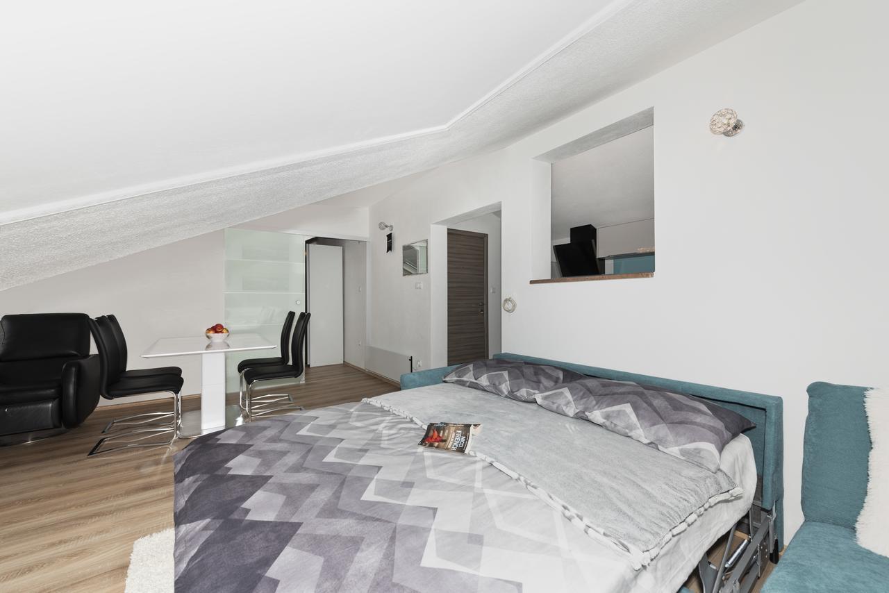 Apartment Nikola Traù Esterno foto